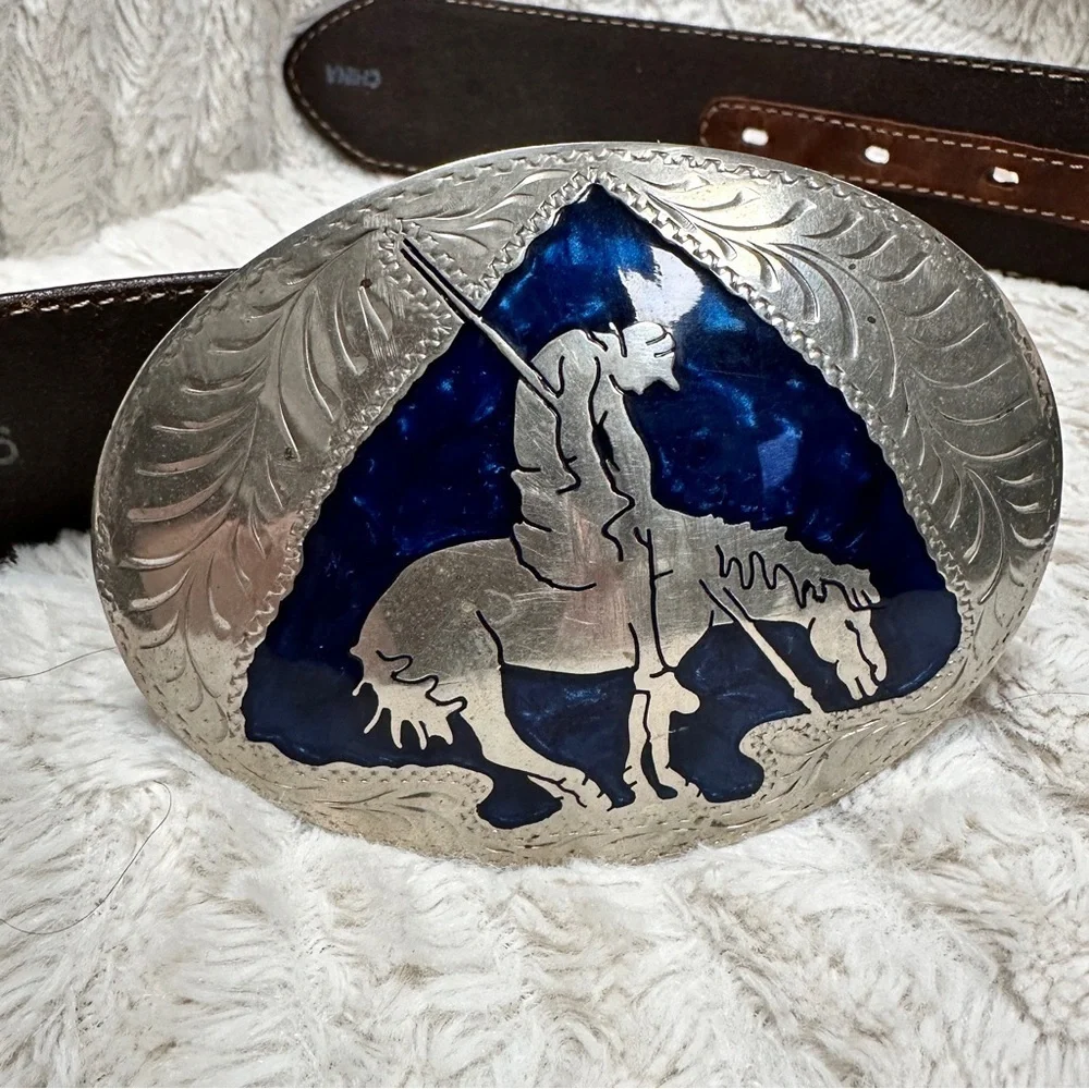 Vintage Tony Lama western  leather belt, End Of The Trail silver lbuckle, 38